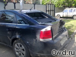 Битый автомобиль Opel Vectra