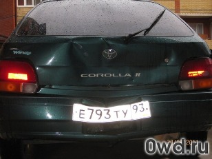 Битый автомобиль Toyota Corolla
