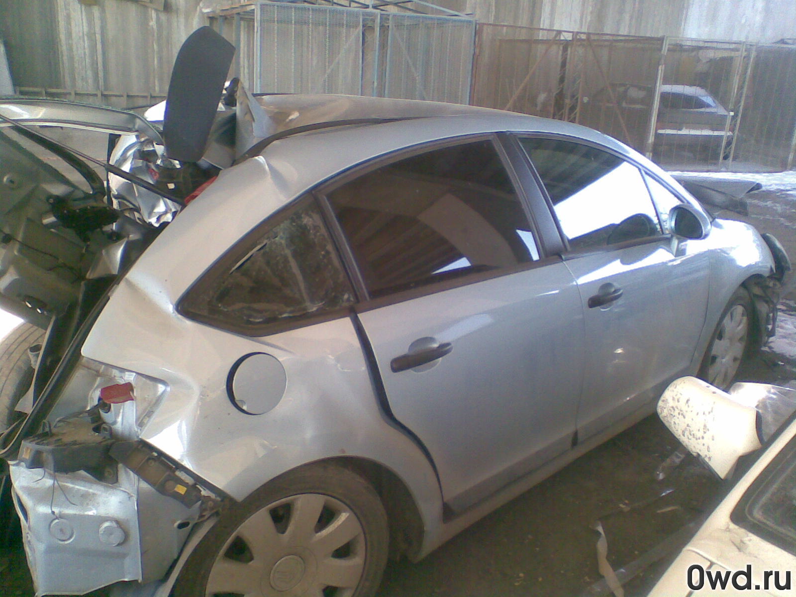 Битый автомобиль Citroen C4 (2006) в Краснодаре